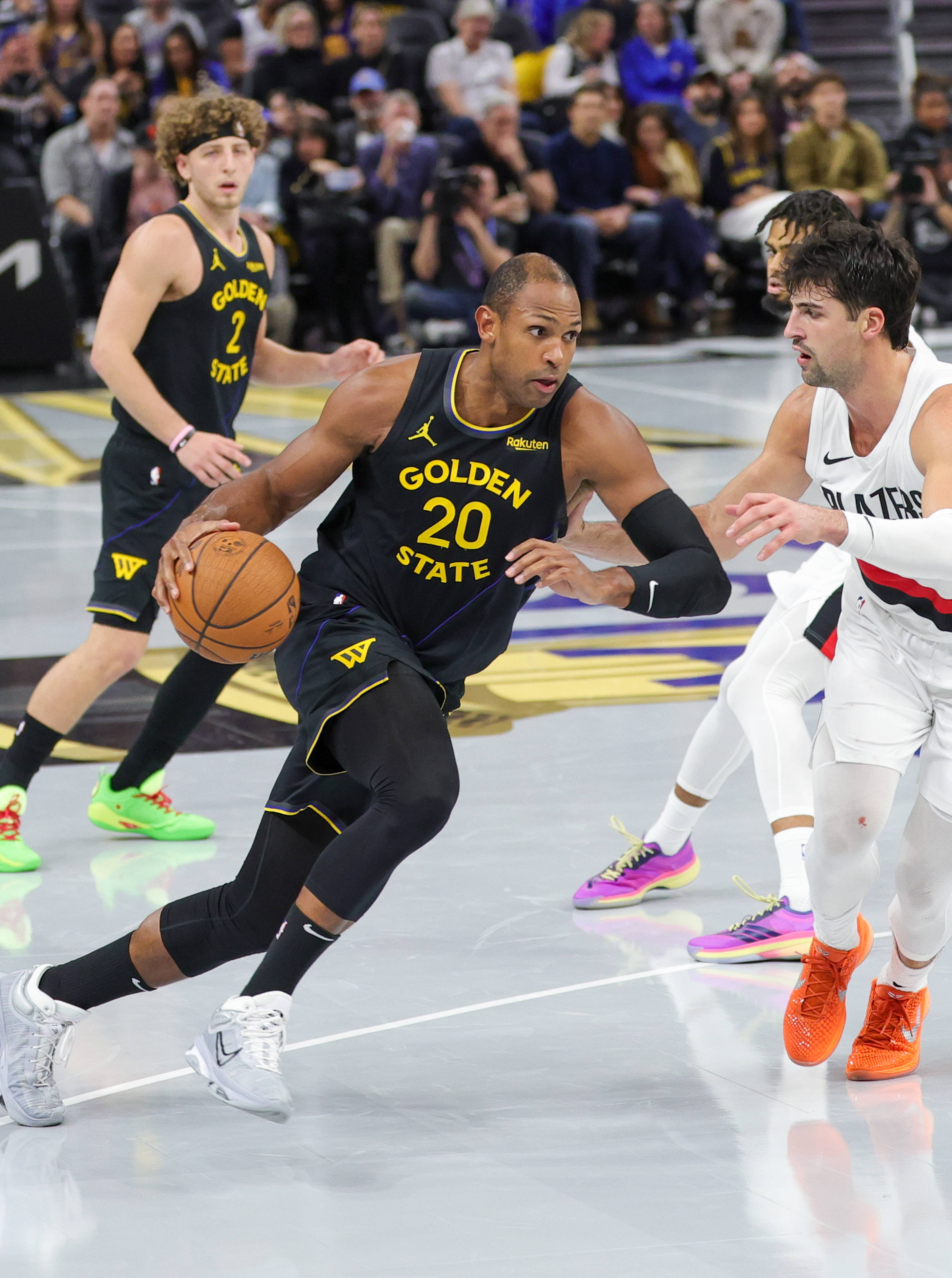 波特兰开拓者围绕NBA总决赛复出首秀亚特兰大围绕CBA季后赛手感冰凉,凯恩在TES比赛中问鼎冠军看傻球迷的简单介绍 波特兰开拓者围绕NBA总决赛复出首秀亚特兰大围绕CBA季后赛手感冰凉,凯恩在TES比赛中问鼎冠军看傻球迷的简单介绍